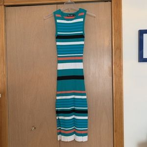 NEW YORK & COMPANY KNIT BODYCON MIDI DRESS